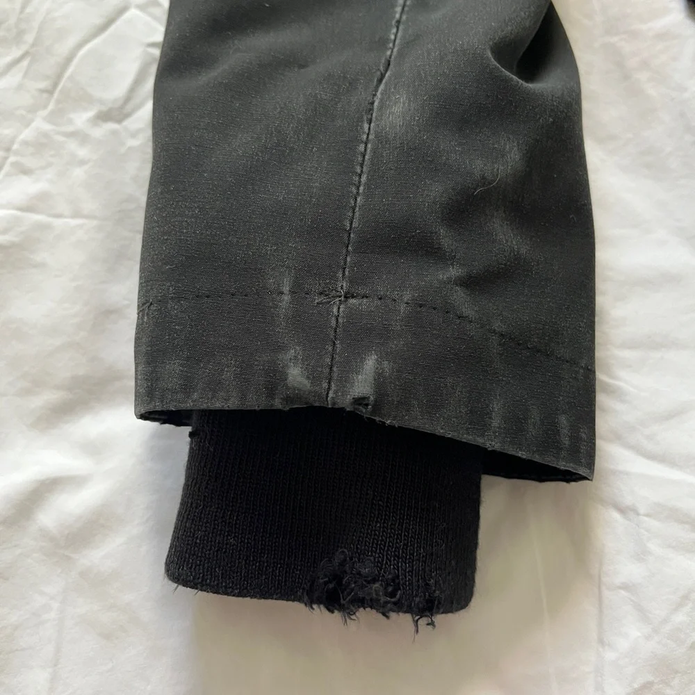 Black, Size Small, Canada Goose Victoria Parka With Hood - Picture 12 of 14